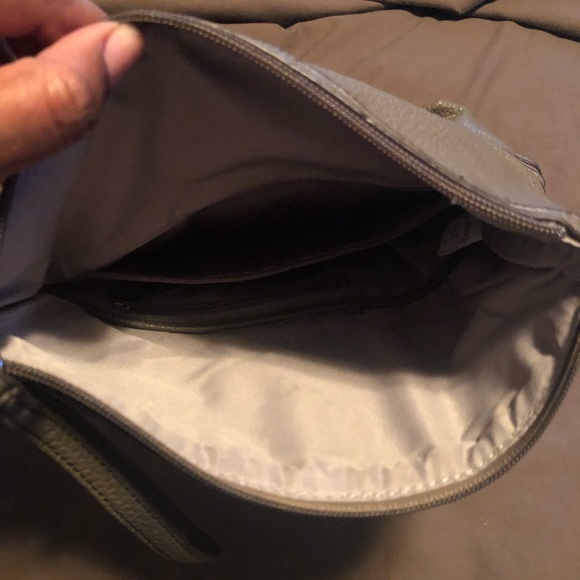 Liz Claiborne women tan purse - Picture 6 of 6